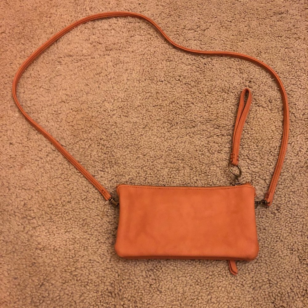 Universal Thread Brown Cross body